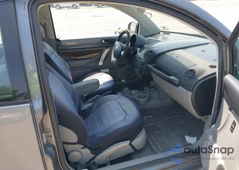 2002 Volkswagen New Beetle Gls from USA, damaged, VIN 3VWCB21C42M454163